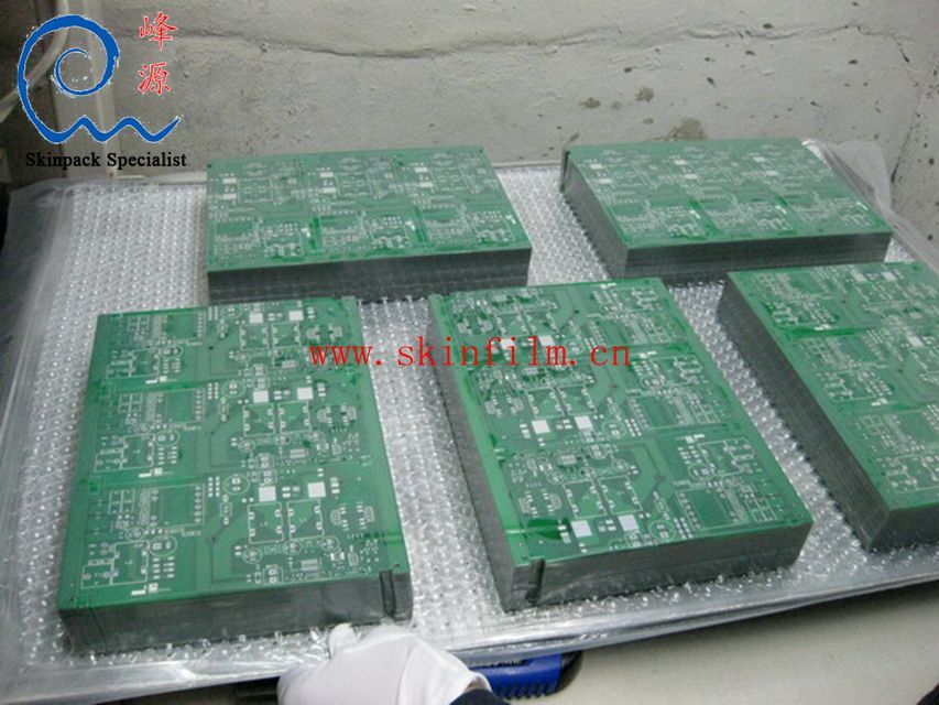 Pink anti-static circuit board vacuum packaging film (big red anti-static PCB vacuum packaging film) circuit board vacuum skin packaging example 2: