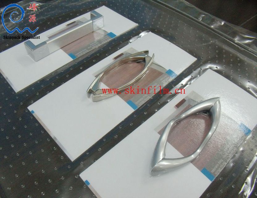 PE foil (PVC foil, EVA foil) Small metal skin packaging example: 