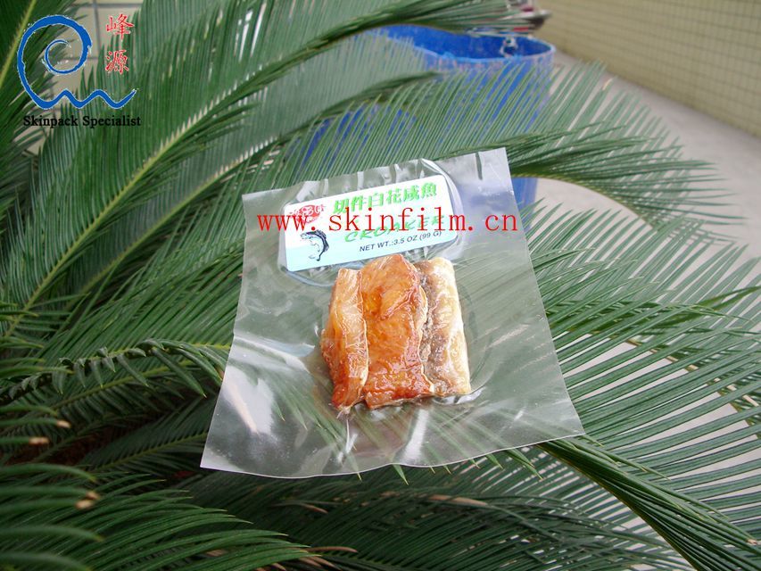 DuPont Sarin Packaging Film (DuPont Sarin Packaging Film Vacuum Skin Packaging) Example of vacuum packaging of fish meat: