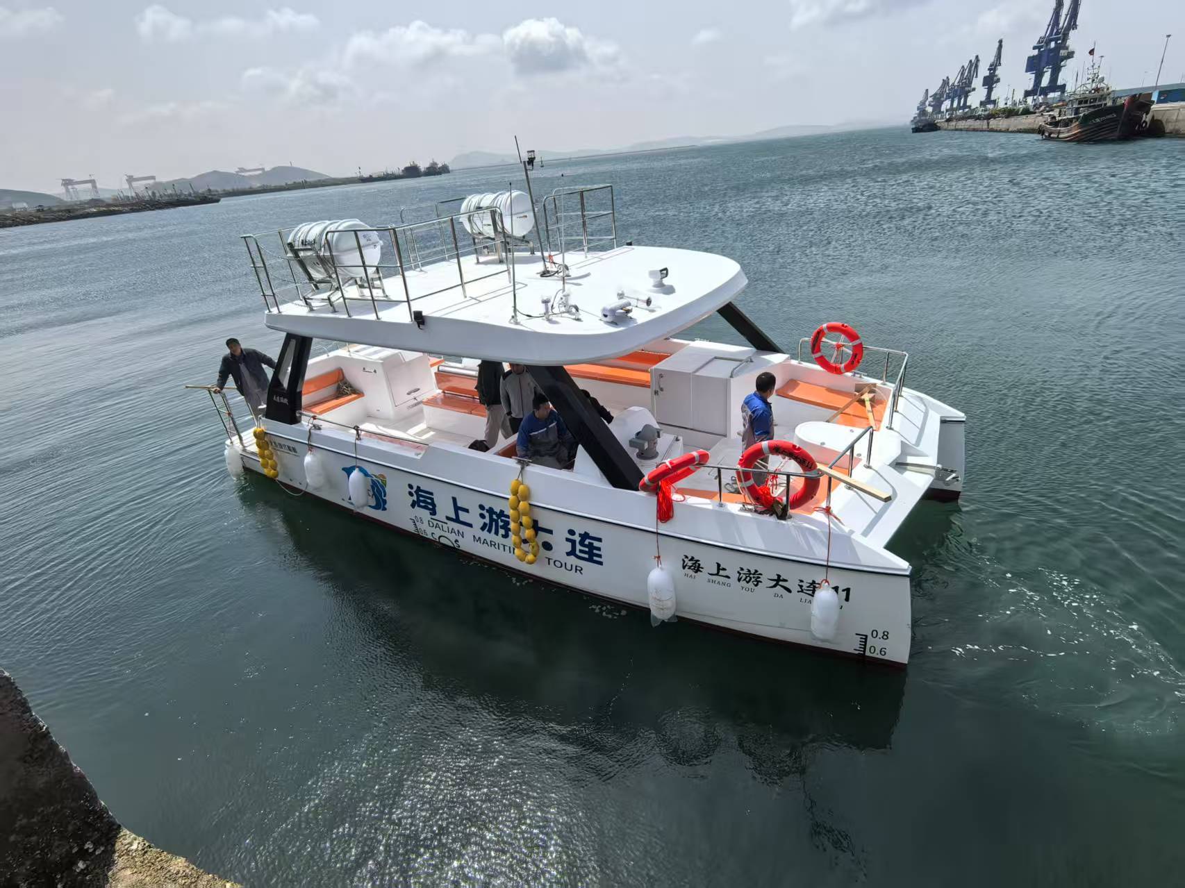 34客位觀(guān)光客船