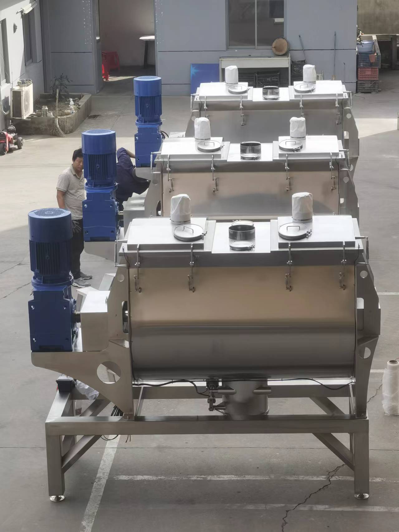 Exploring the Dynamic Capabilities of Industrial Ribbon Mixers: Revolutionizing Manufacturing Efficiency