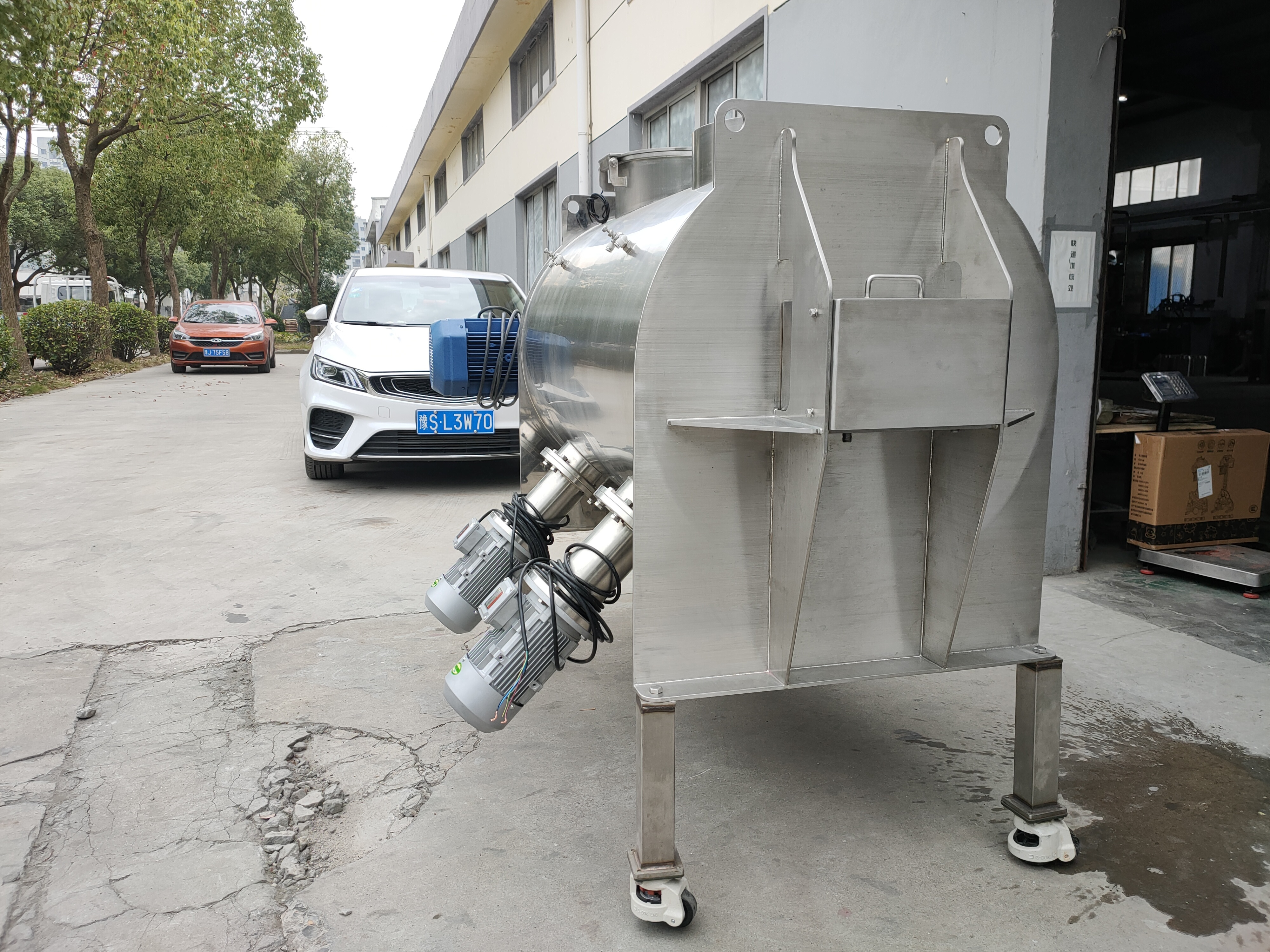 Where is the "new" of the new coulter mixer?