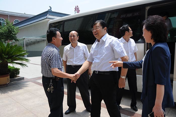 2015年7月2日，河南省副省长张广智到管家婆三期必出一调研