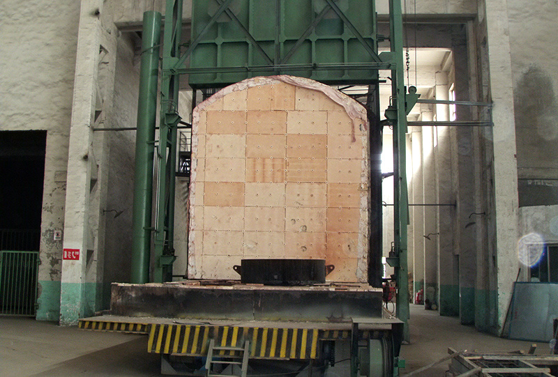 Heat treatment furnace