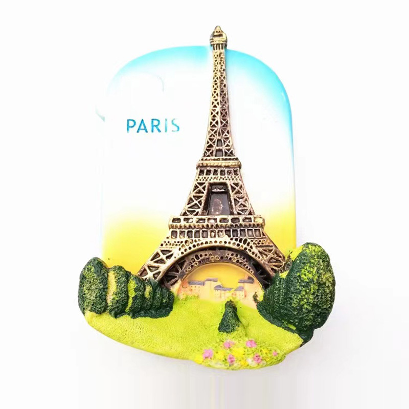 HY82- Eiffel Tower
