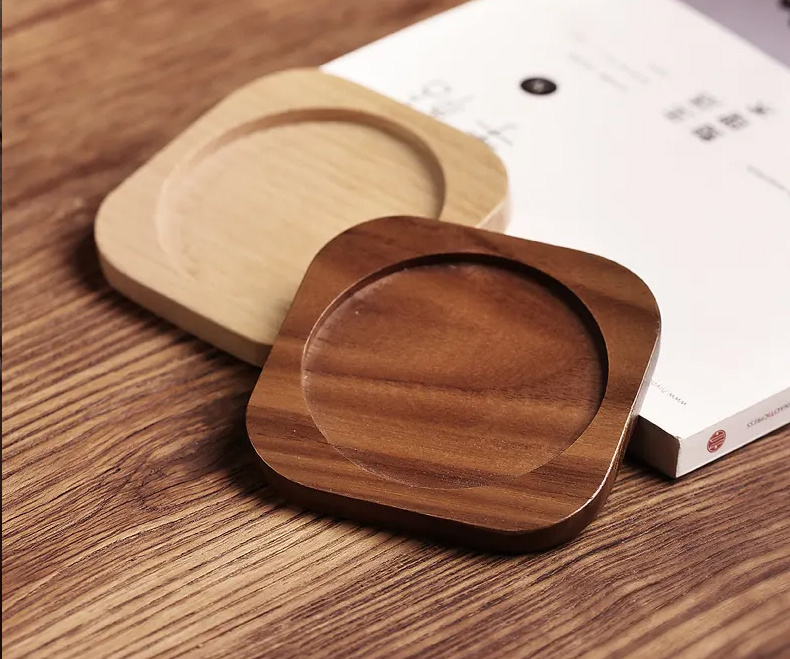 A small tea cup mat, very useful