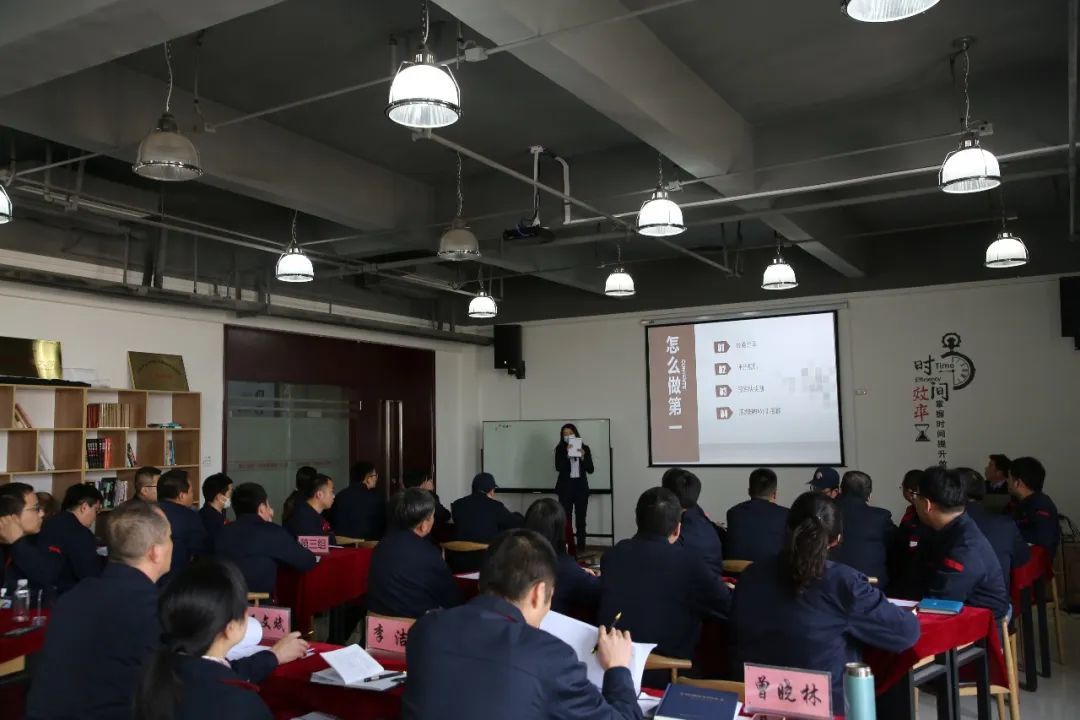 Unity of knowledge and practice, mutual benefits of teaching-The School of Strategic Management of Xi'an Pump and Valve University organizes internal transfer training activities of 
