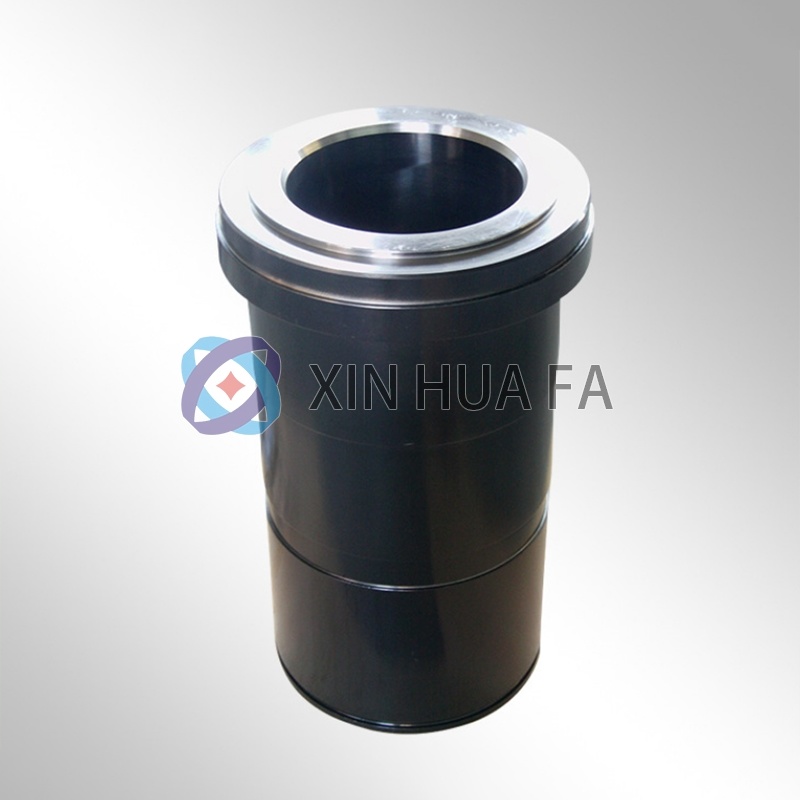 Pump bi-metal liner