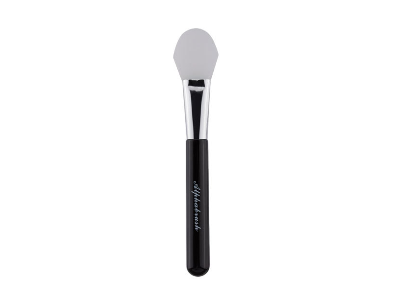 Discover the Benefits of a Retractable Makeup Brush Set for Effortless Beauty