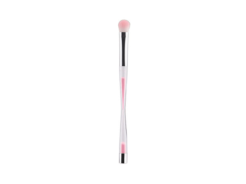 Add Definition to Your Cheekbones with Our Angled Blush Brush: Your Ultimate Guide to Flawless Contour