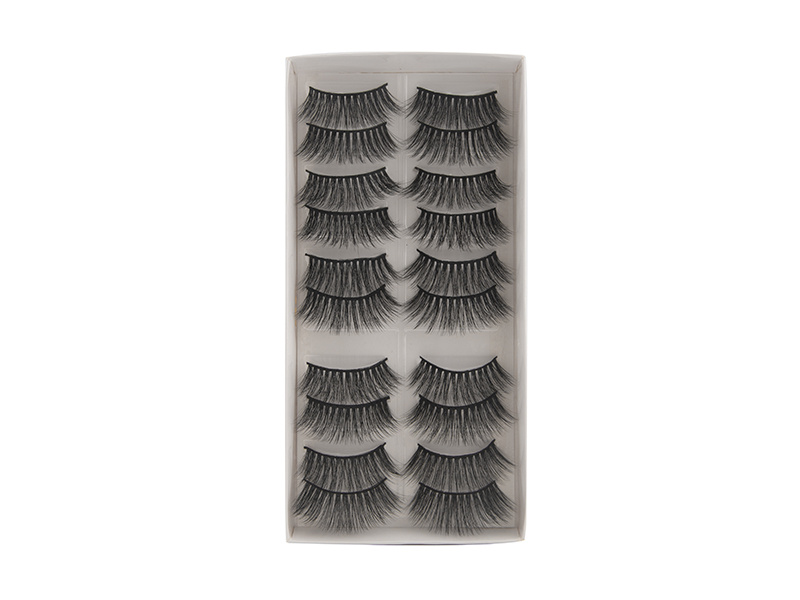The Evolution of False Eyelashes: From Past to Present