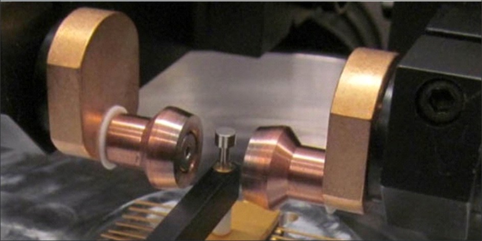 Seam sealing welding roller electrode