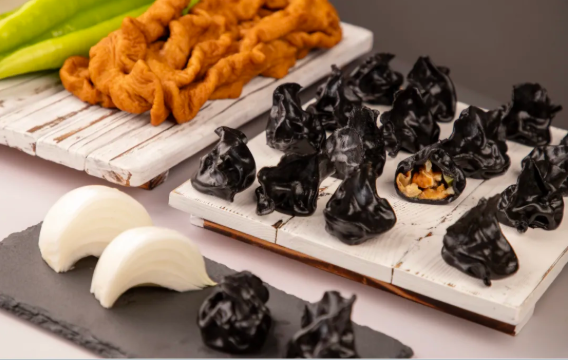【貢海珍味 · 匠心新作】黑金肥腸青椒水餃驚艷登場(chǎng)！