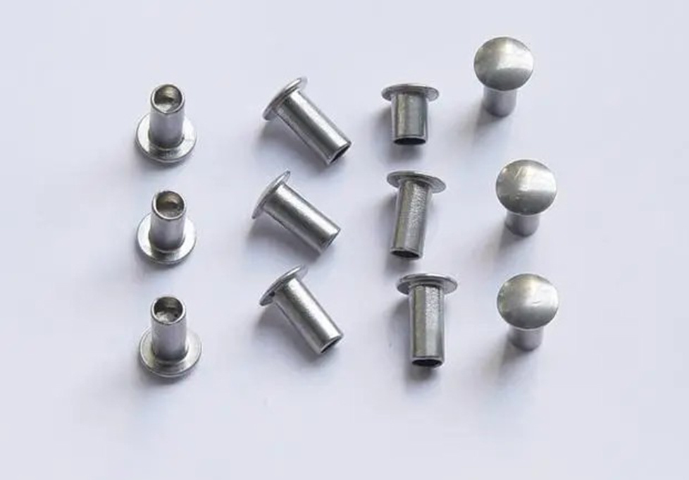 What are the types of rivets