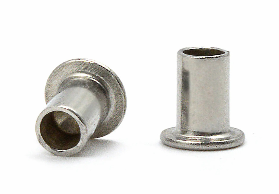 Application areas and advantages of solid rivets are introduced