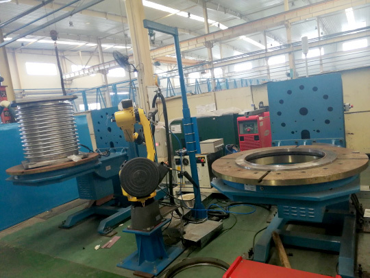 Welding Robot System for Dual Workbench Corrugated Pipes Welding Robot System for Dual Workbench Corrugated Pipes
