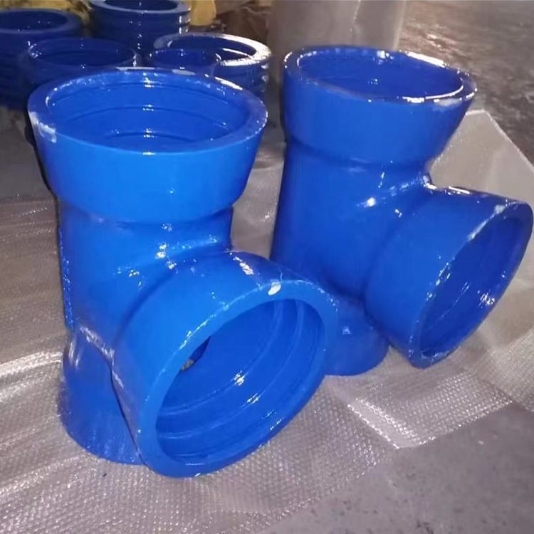 EN545 One branch socket on socket spigot tee