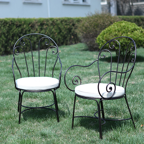 Furnitures
