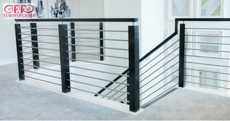 HORIZONTAL RAILING