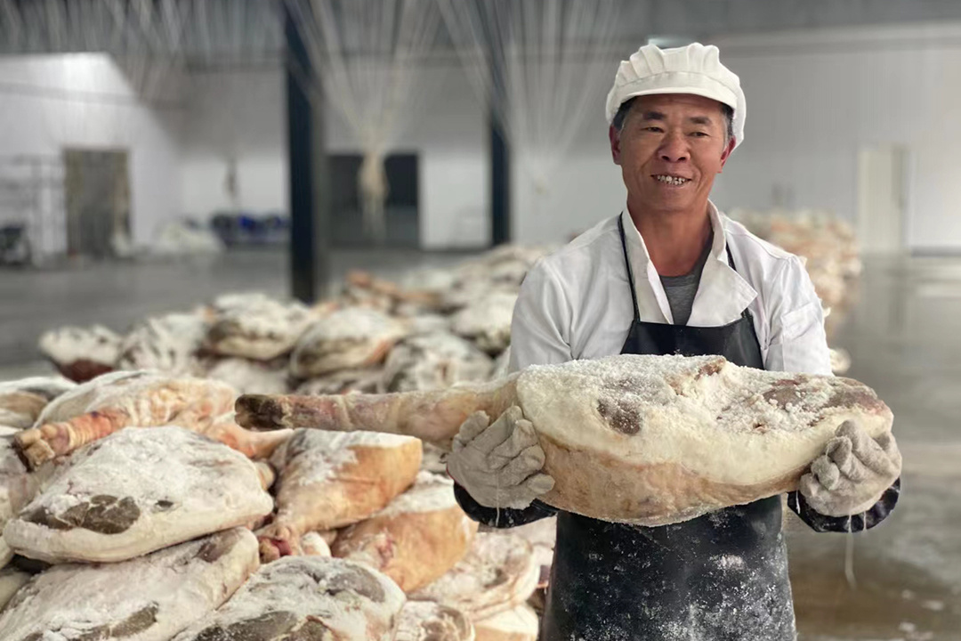 每天都有火腿吃，算不算達(dá)到人生巔峰了？