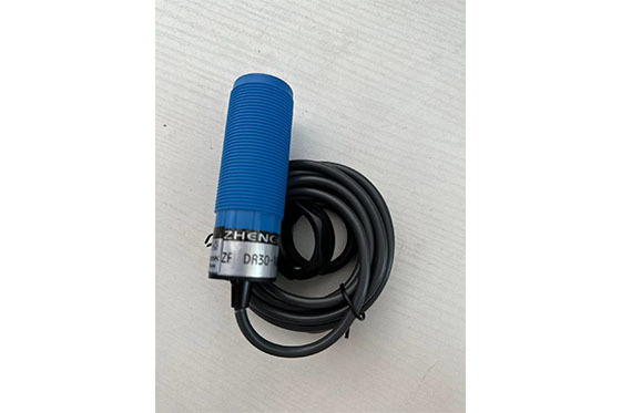 Circular proximity sensor
