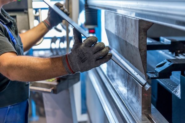 7 Powerful Things to Know About Sheet Metal: What Is Sheet Metal, Types, Finishing & Precision Fabrication