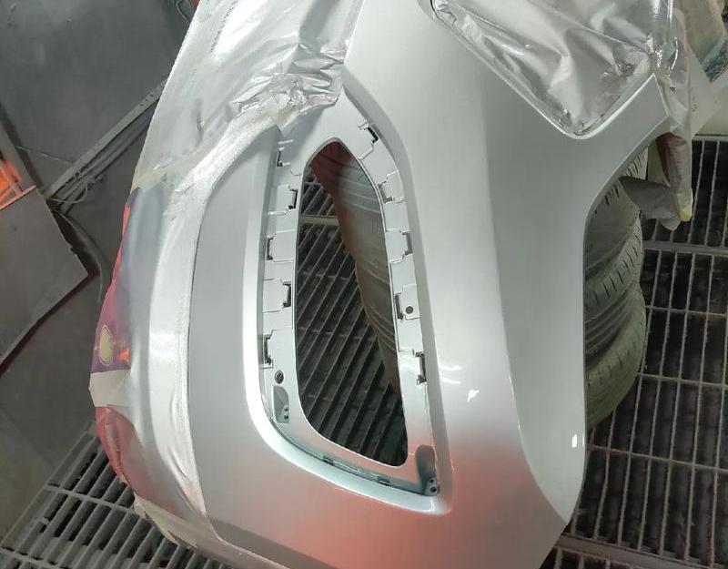 Auto Plastic Spray Paint