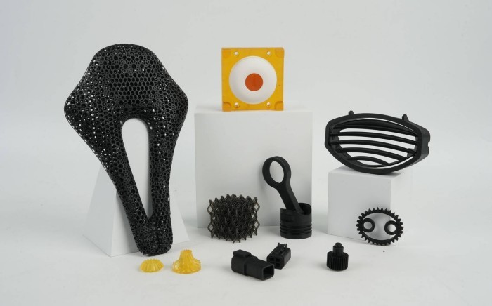 Plastic Injection Molding vs. 3D Printing: Costs, Benefits & Smart Choices for Your Next Product