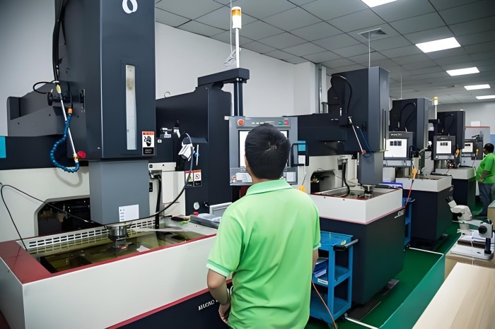 edm spark erosion machine