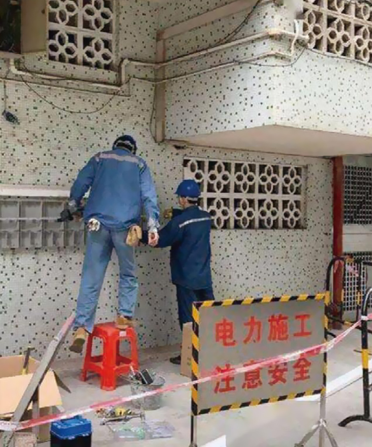 施工現(xiàn)場(chǎng) 施工現(xiàn)場(chǎng)