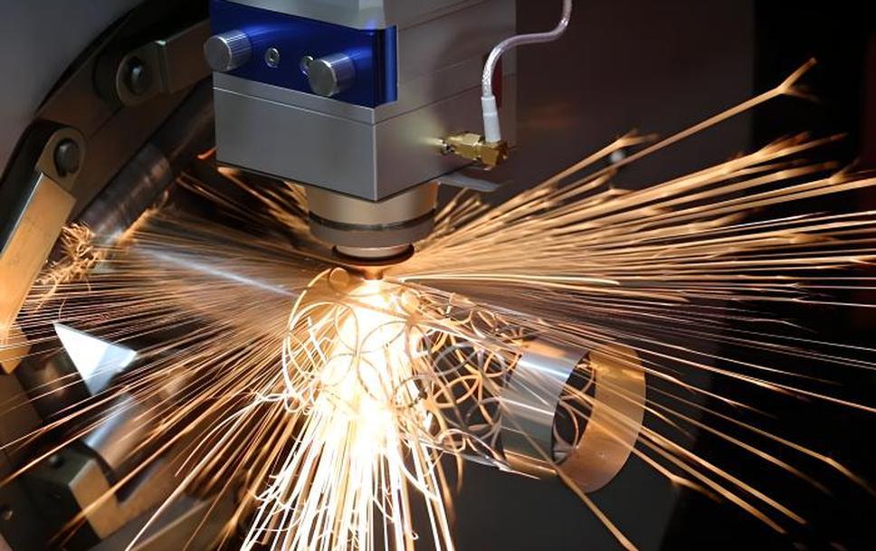 Laser tube cutting machine