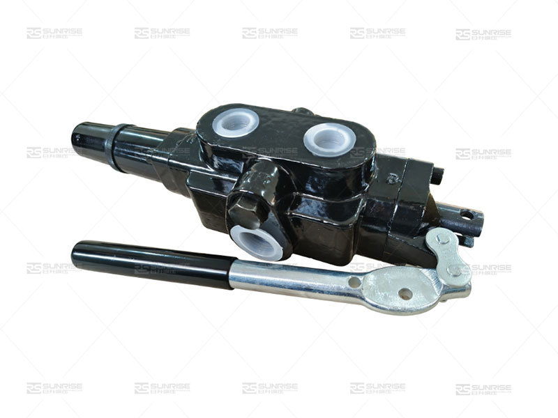 LVCX type wood splitter valve