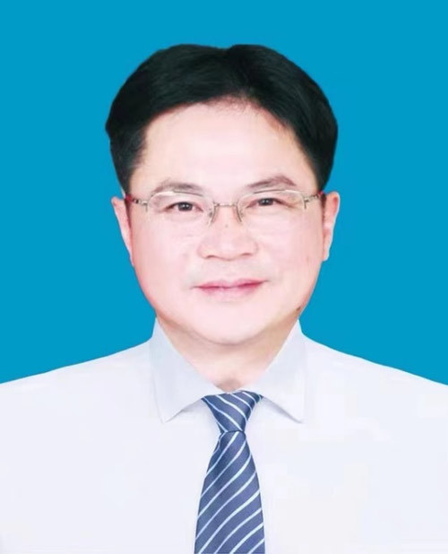 施明