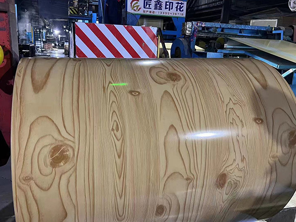Why bubbles appear when welding stamped boards