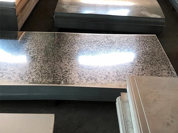 What are the advantages of galvanized coil sheets?