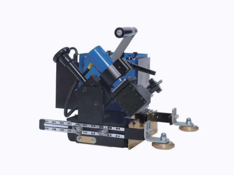 SF-LJ Automatic vertical fi llet welding car