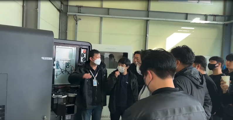 فريق لانجلتشن الفني الصيني يذهب إلى كوريا الجنوبية للتدريب ومعرض سلسلة مشروع سيول