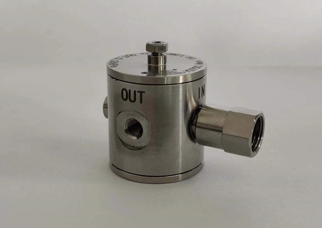 YQ700微型气体减压器