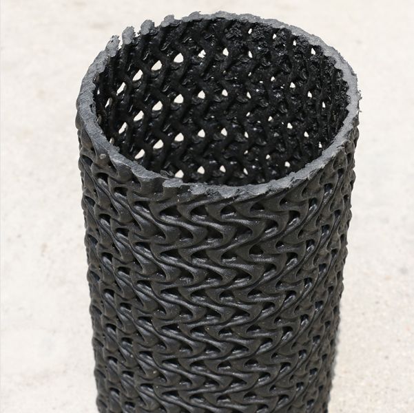 Hard permeable pipe