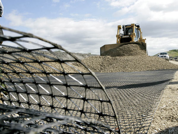 Detailed introduction of biaxially stretched plastic geogrid