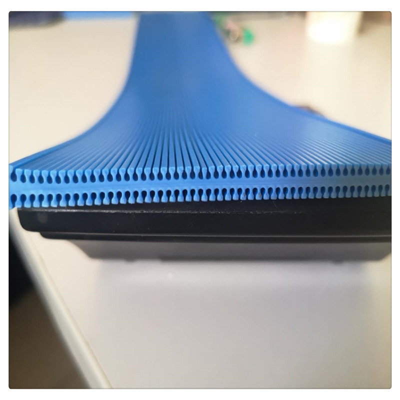 Capillary drainage tape