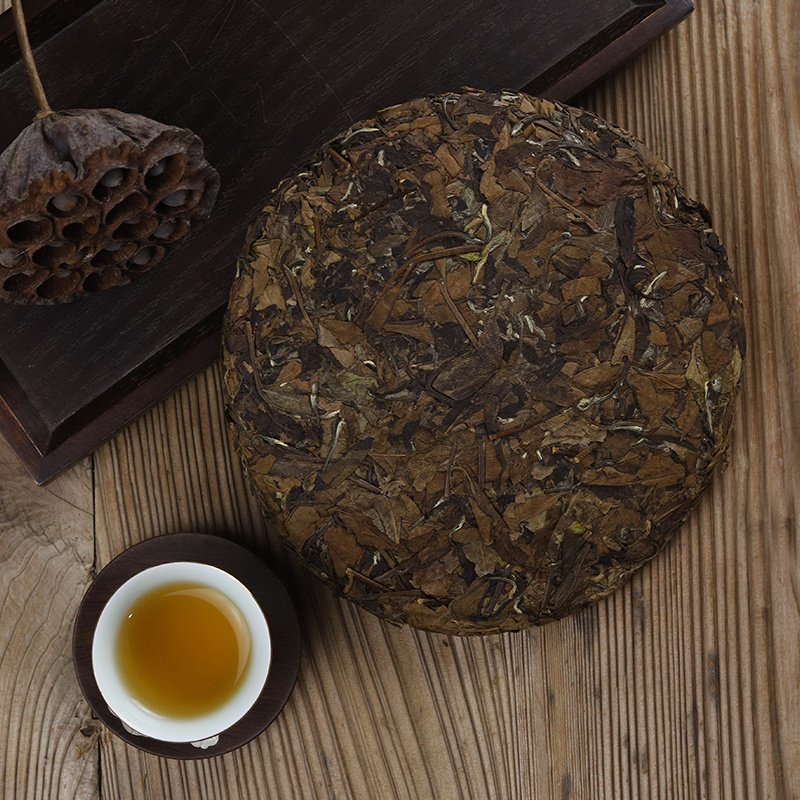 2015-White-Tea-Cake