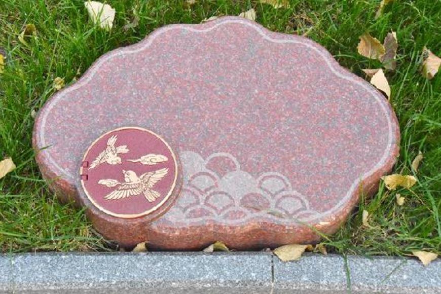 草坪墓