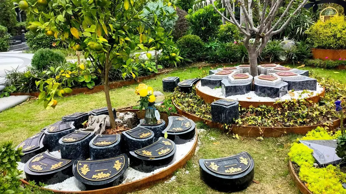 花壇草坪墓案例