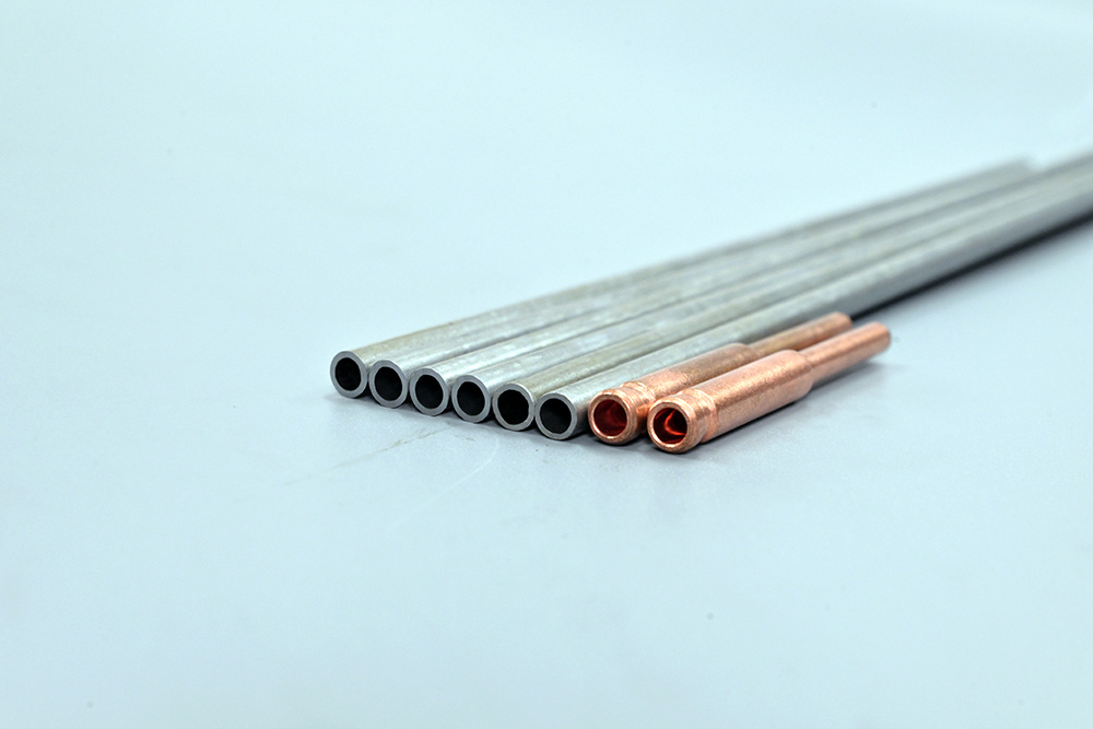 Air conditioning pipe