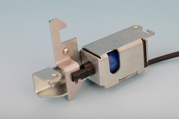 Understanding the Function and Importance of TKCarburetor Solenoid in Automotive Applications