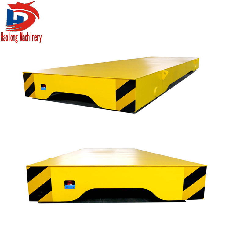 Electric flatbed truck