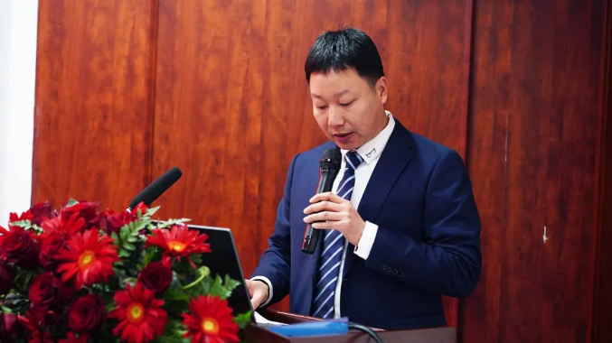 明志篤行 力拓未來(lái)丨瑞特科技2024年度工作總結(jié)會(huì)暨頒獎(jiǎng)典禮