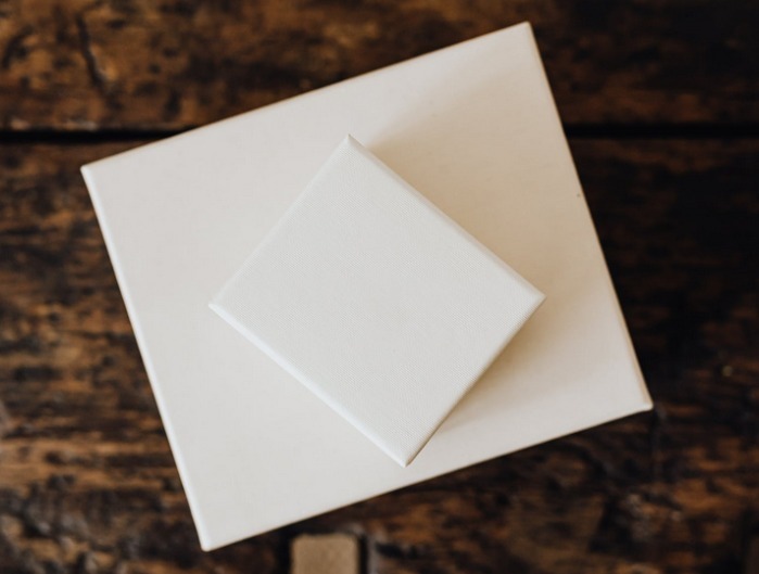 Self-adhesive stamp series