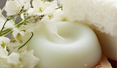 The development of candle fragrance